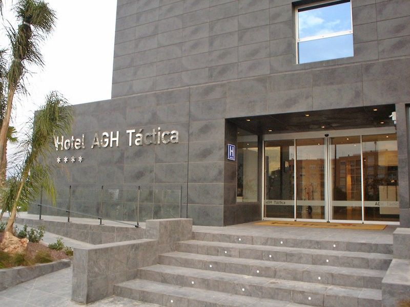 AZZ Valencia Táctica Hotel Paterna Exterior foto